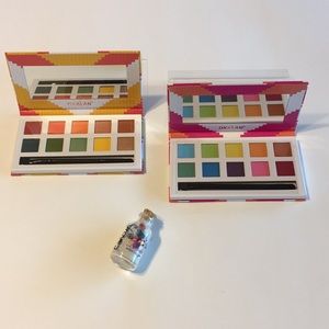 Eyeshadow palette bundle